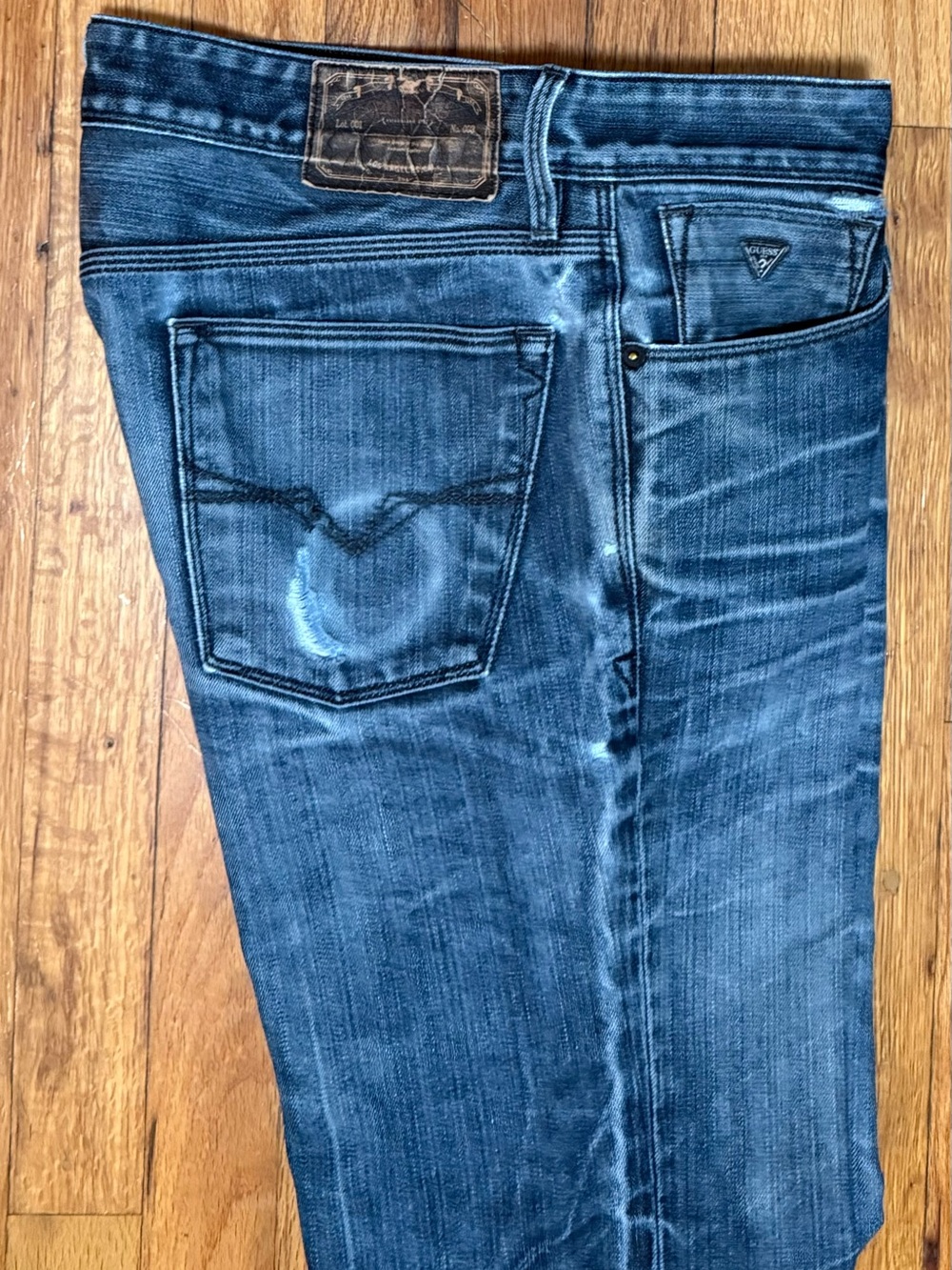 Guess Men's Indigo Washed Slim Straight Jeans